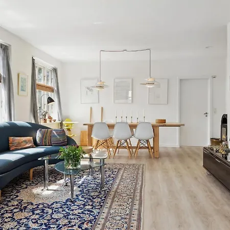 Σπίτι διακοπών Cozy In With Kitchen